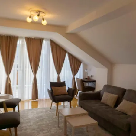 Herceg Hotel *